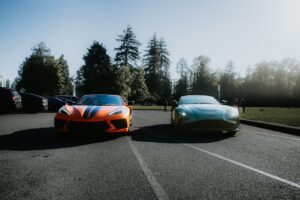Photo choose first car
