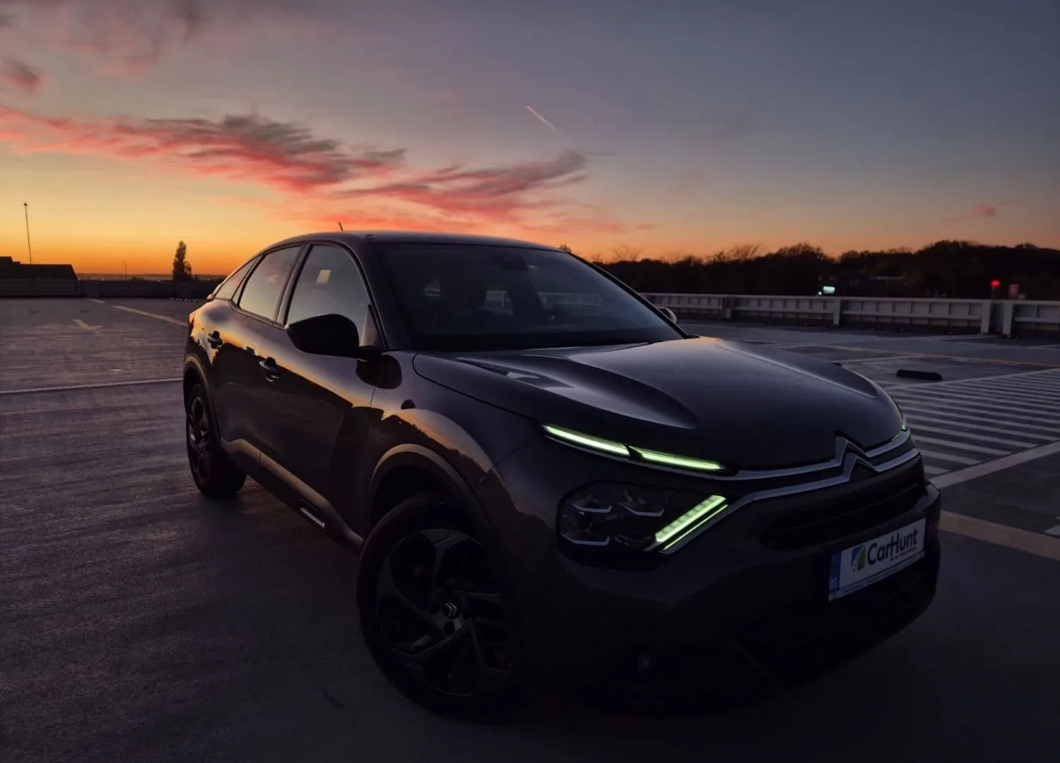 Mașinile electrice și hibride în România: merită să le închiriezi?