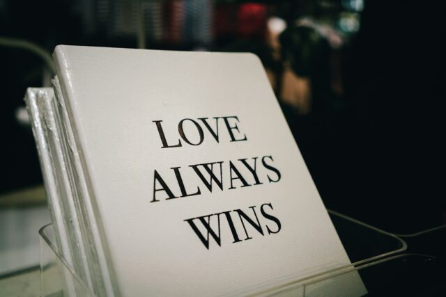 Photo redefine standards in love