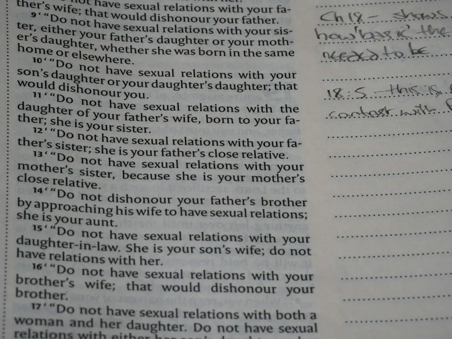 Photo relationship analysis research recommendations